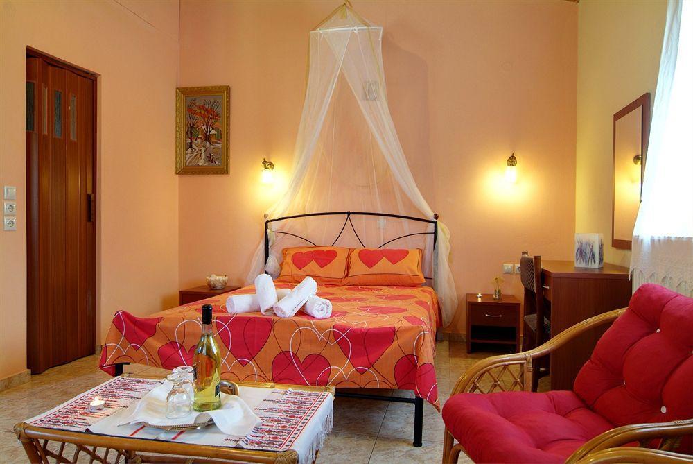 Kelari Studios Amphissa Chambre photo